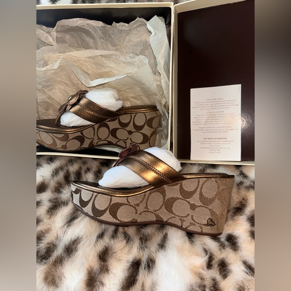 Coach Poppy Harley Metallic Bronze Wedge Y2k 2008  - NWT - - Picture 4 of 16